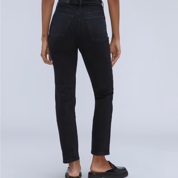 EVERLANE The Cheeky black Jean in coal 31” - Picture 3 of 15